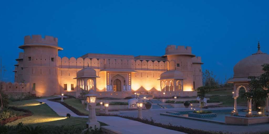 oberoi rajvilas jaipur rajasthan luxury hotel