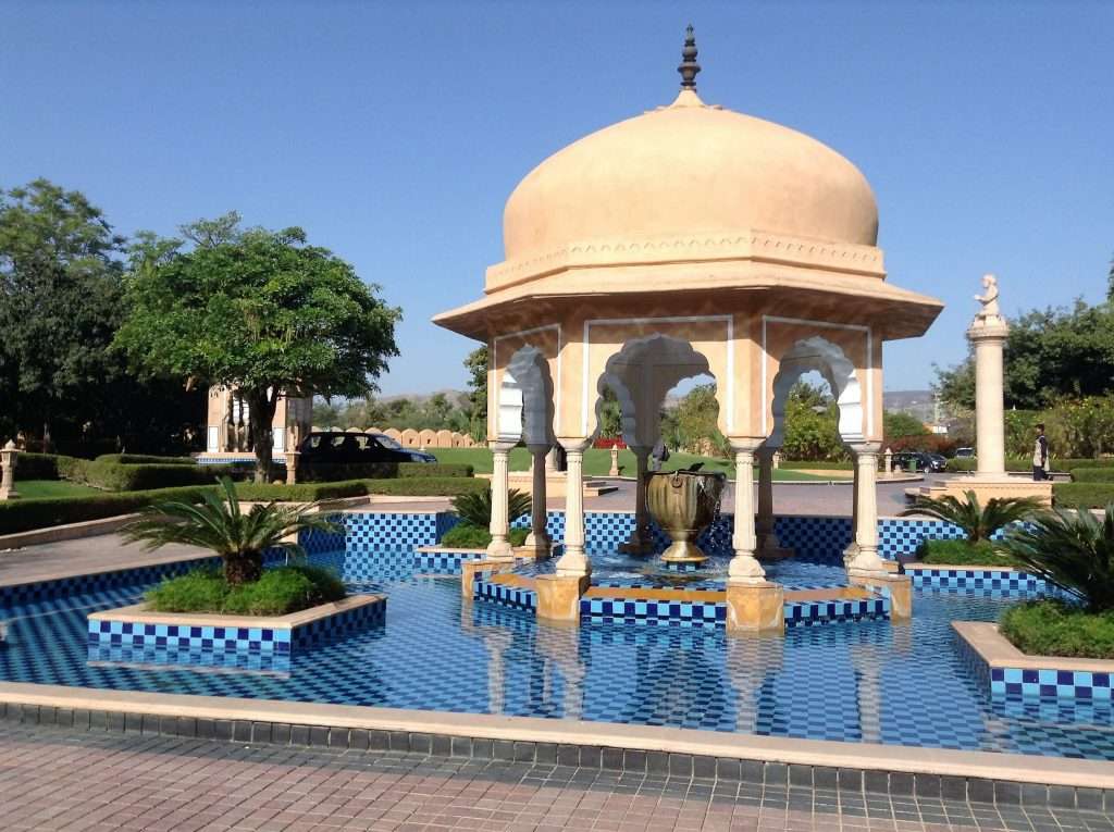 Heritage hotels in Jaipur Oberoi Rajvilas