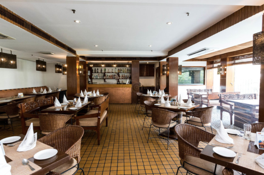 Hotels in Delhi, Hotel Palace Heights