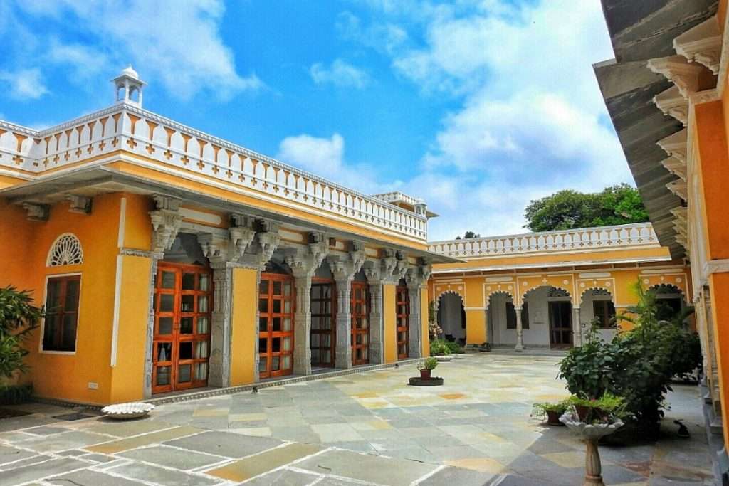 Dev Shree, Deogarh